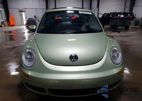 2008 Volkswagen New Beetle S z USA, uszkodzony, nr VIN 3VWRG31C48M517224